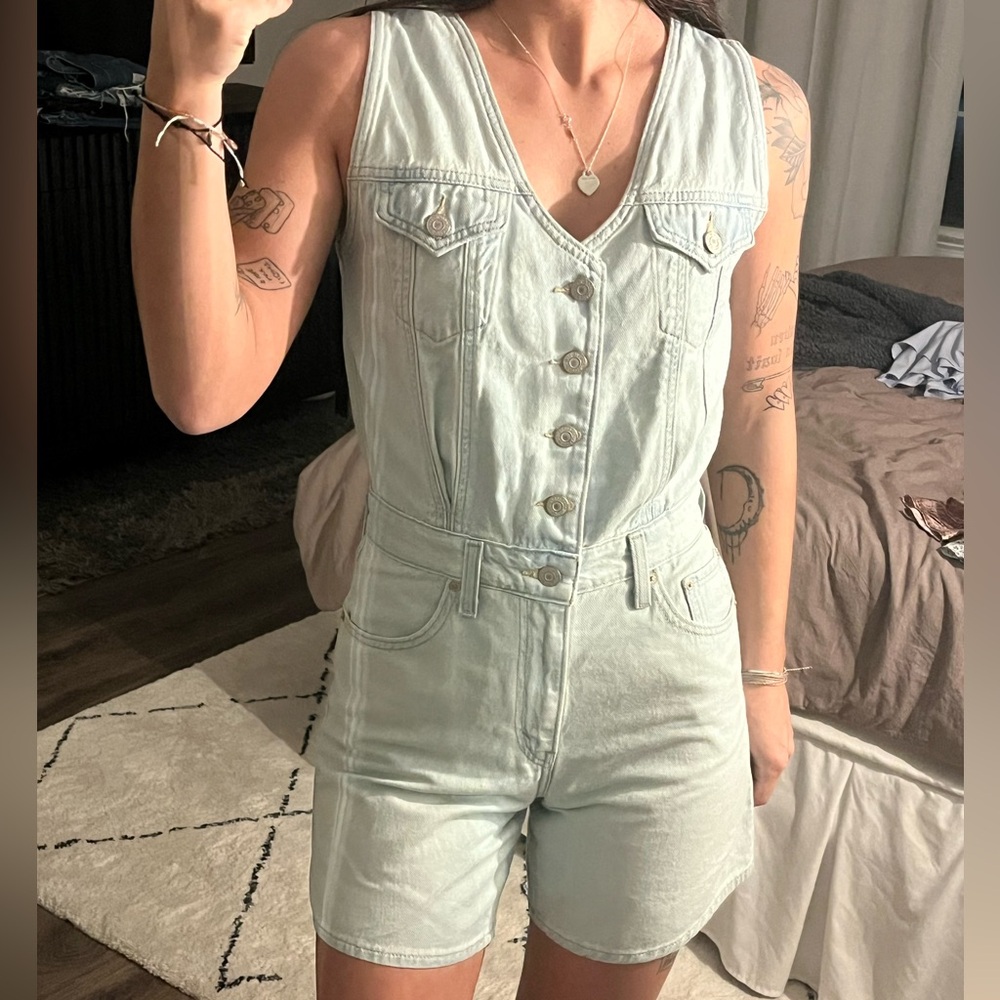 NWT Levi’s Overalls